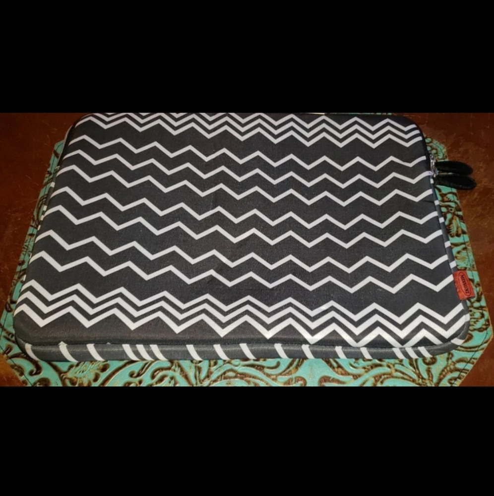 Missoni For Target Laptop Sleeve - Picture 5 of 10